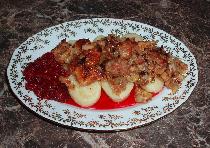 recept Vepřová pečínka s bramborovými knedlíky a červenou řepou